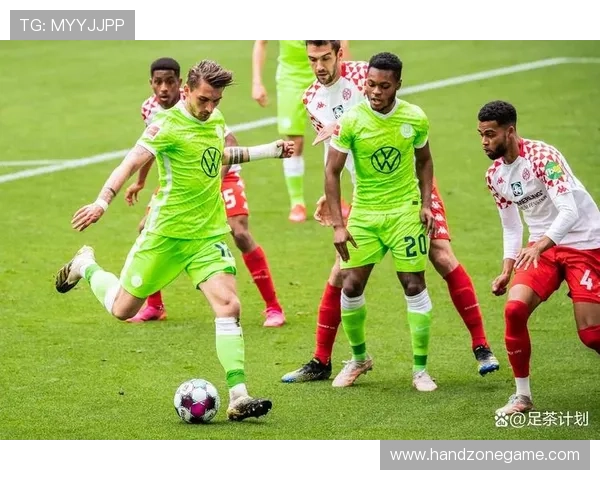 汉堡对阵门兴焦点之战德甲格局与关键球员全面解析走势前瞻深度